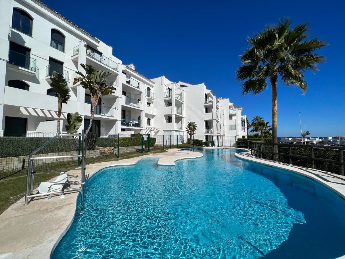 Apartment In Manilva, Just A Few Steps From The Beach 外观 照片